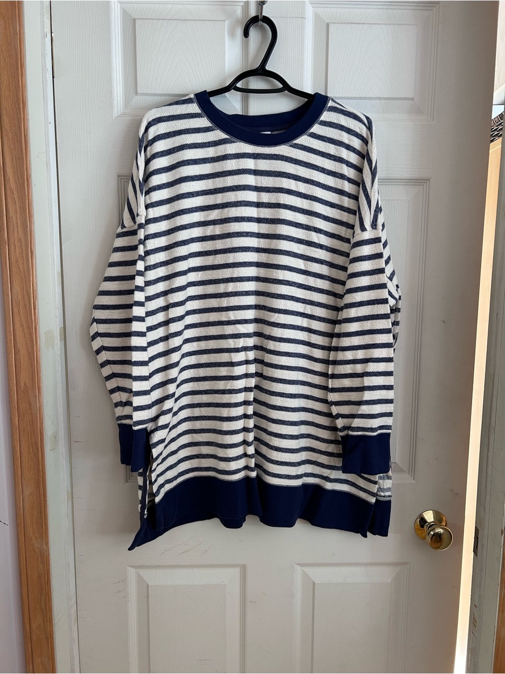 NWT Old Navy Navy & Cream Striped Crewneck Tunic Sweater Size XL